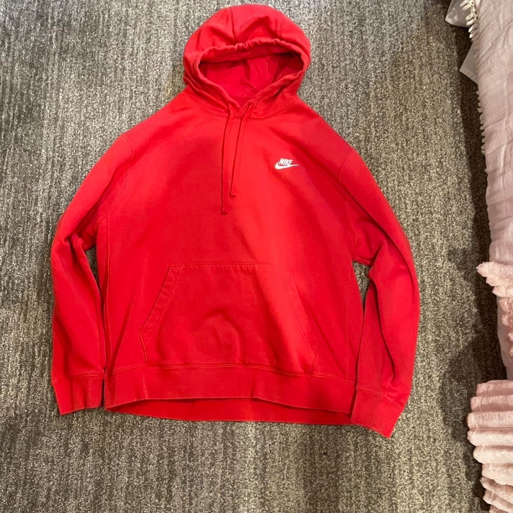 nike hoodie